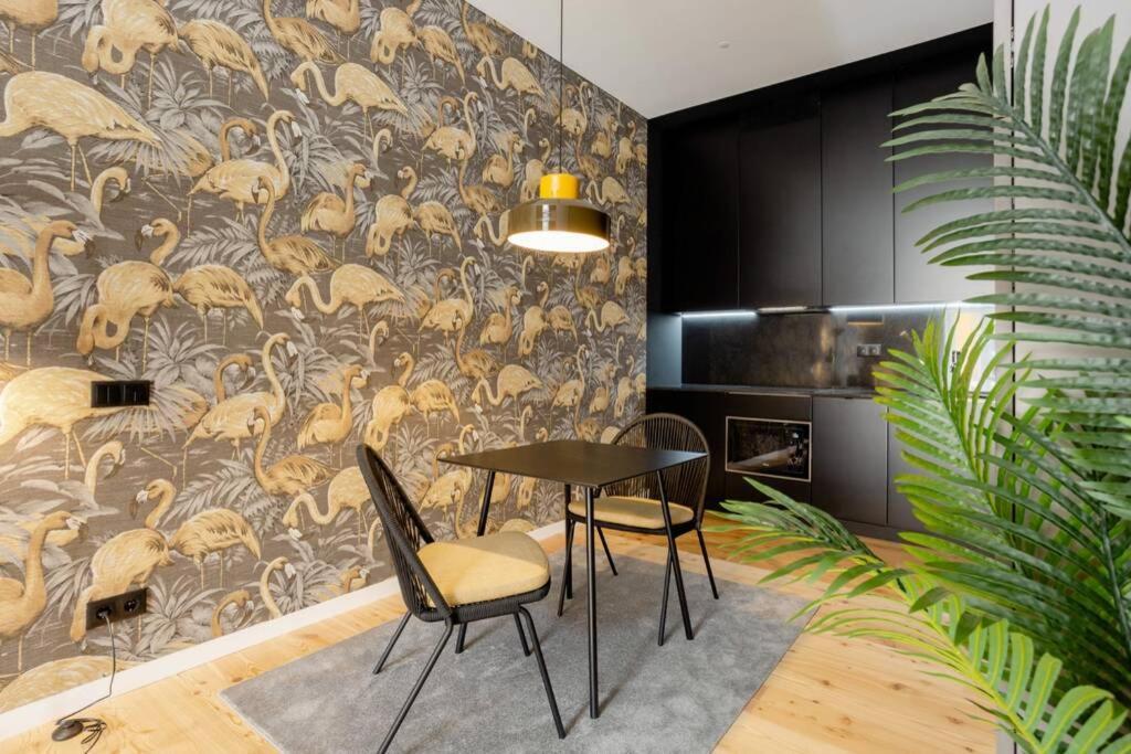 Boutique Rentals-Art & Charm II Apt W/ Terrace Porto Kültér fotó