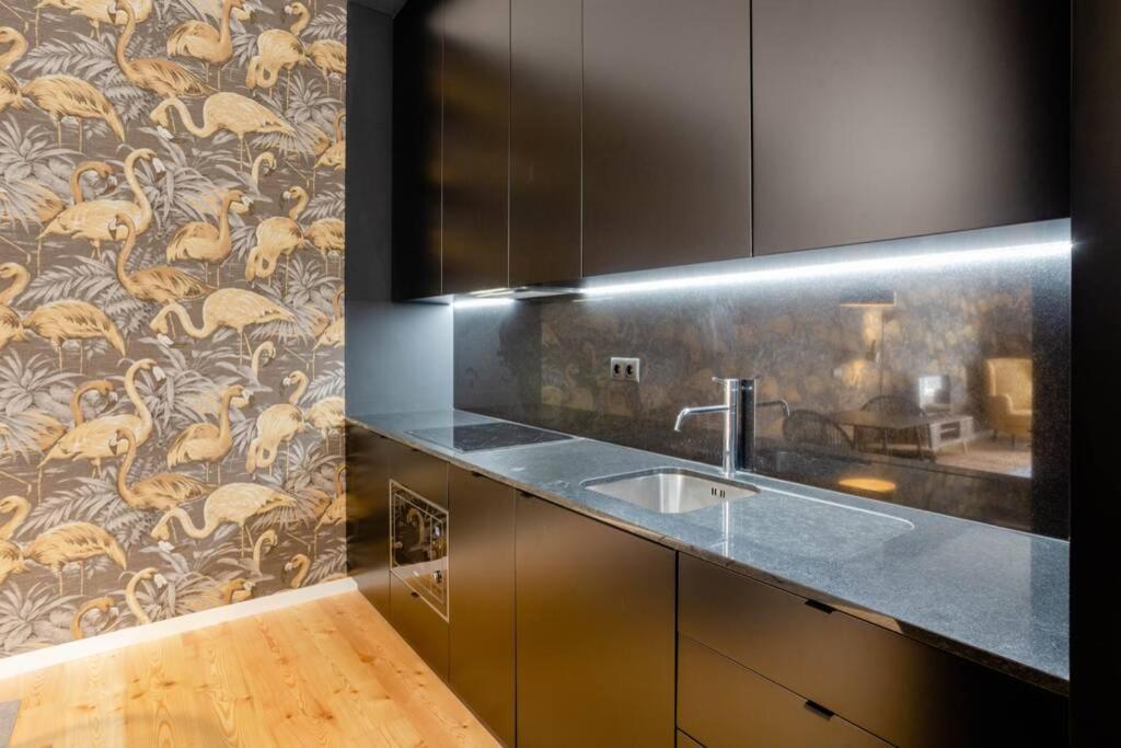 Boutique Rentals-Art & Charm II Apt W/ Terrace Porto Kültér fotó