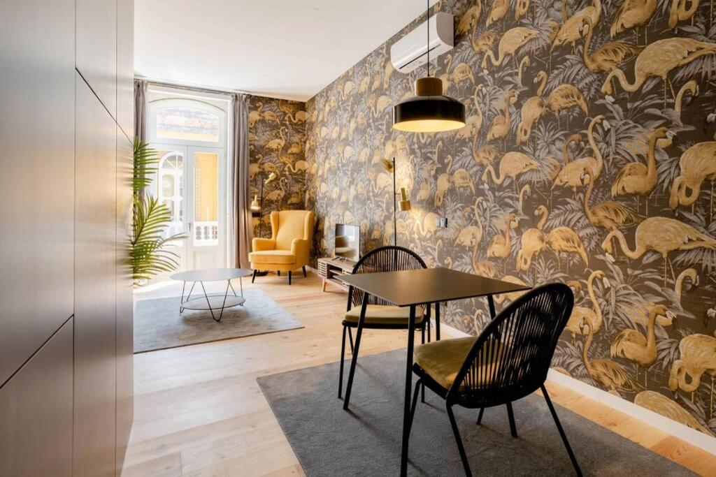 Boutique Rentals-Art & Charm II Apt W/ Terrace Porto Kültér fotó